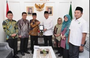 Perkuat Ekonomi Kerakyatan Desa, Mendes Yandri Susanto Gandeng PBNU