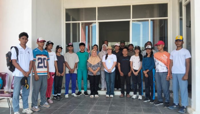 Camat Pulau Rao ” Sherly K Tamadarage” Ajak Seluruh Elemen Sukseskan Upacara HUT RI ke-81 dan Pantau Latihan Paskibraka